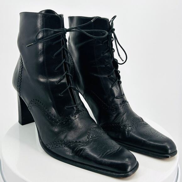 Vintage Ann Taylor Made in Italy Wing Tip Leather High Heel Lace Up Ankle Boots - Picture 1 of 7